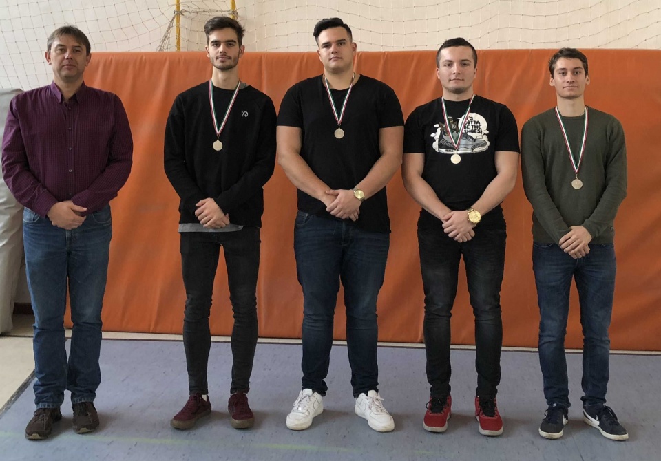 Országos döntőbe jutott a Széchenyi kosárlabda csapata