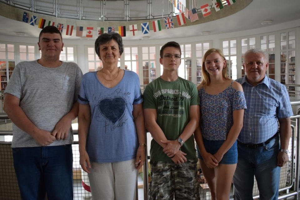 Komoly siker: dobogósok a Széchenyi diákjai a nyelvhasználati versenyen