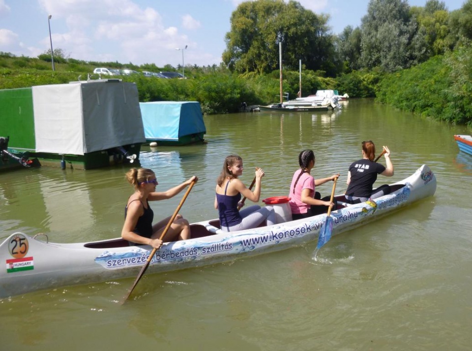 Széchenyis diákok vízitúrán vettek részt a Kettős-Körösön